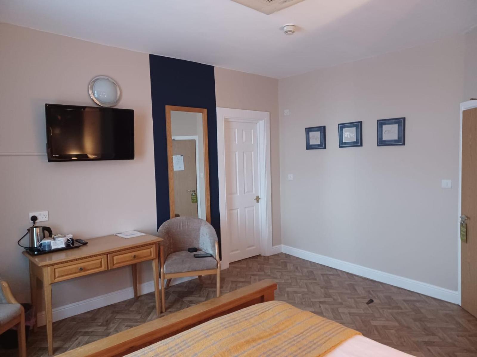 The Renishaw Rooms 外观 照片